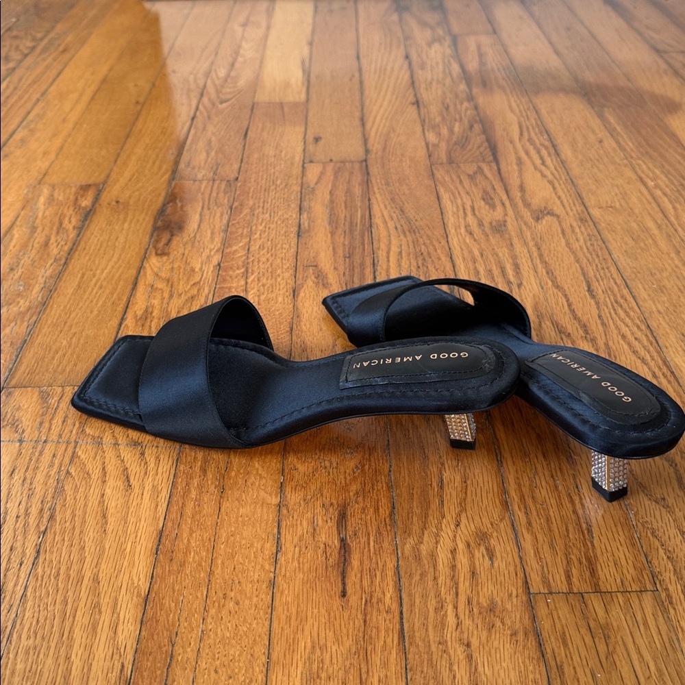 Good American Black Satin Square Toe Gold Rhinestone Kitten Heels 8 - Picture 4 of 7